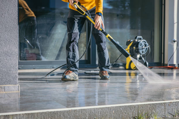 Why Choose Our Certified Pressure Washing Experts for Your Project Needs in Englewood, OH?